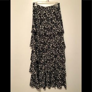 Ladies Black and White Ruffle Skirt